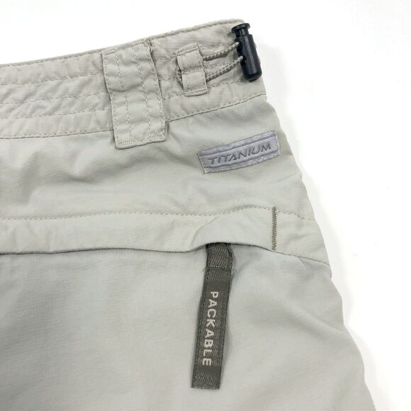 Levi's Cream Mid-Rise Twill Stretch Women's Shorts Size 30 - Picture 3 of 9